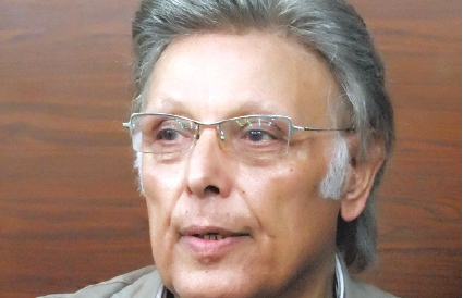 "أشرف عبدالغفور"