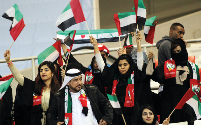 "العنصر النسائي حرص على التواجد في المنامة لتشجيع منتخبنا"