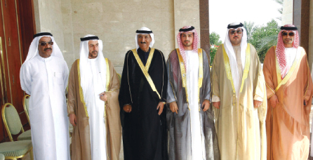 "حمد النعيمي ومحمد النومان وعبدالله المويجعي والعريس وبطي المويجعي واحمد المويجعي"