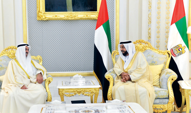 "رئيس الدولة لدى استقباله رئيس مجلس الأمة الكويتي"
