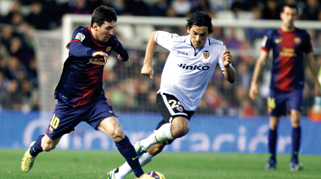 "ميسي أحرز التعادل للبارسا من ركلة جزاء \tرويترز"