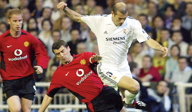 "من آخر مباراة بين الريال ويونايتد عام 2003 \t أرشيفية"