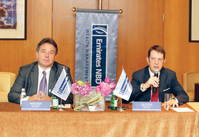 "مكفارلاند وشوبرت خلال المؤتمر الصحفي\tتصوير ــ خالد عمران"