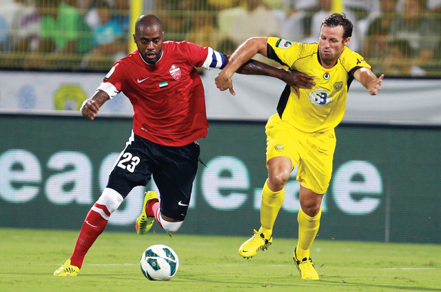 "الأهلي والوصل مواجهة مرتقبة غداً في دوري الاتصالات\tالبيان"