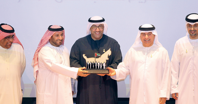 "..وجائزة الاتحاد الأفضل لكشافة الإمارات"