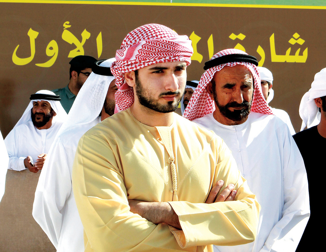 "في انتظار وصول المشاركين لخط النهاية"