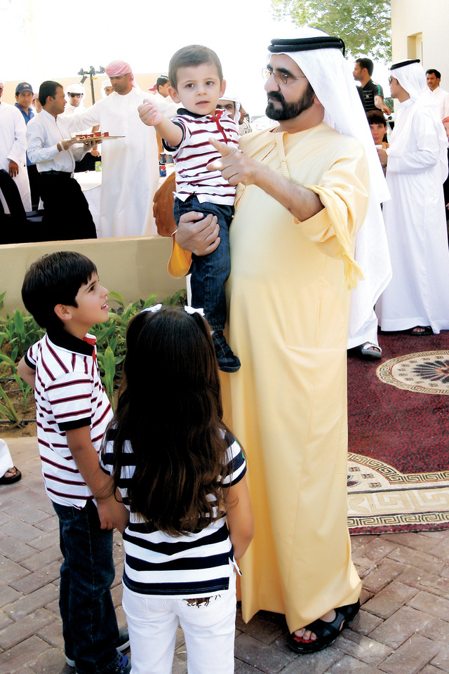 ".. وسموه مع أنجال منصور بن زايد"