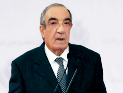 "زكريا عزمي"