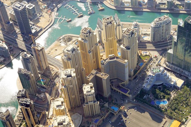 "أراضي دبي تؤكد زيادة قيمة عقارات الإمارة في جميع المناطق\t تصوير عماد علاء الدين"