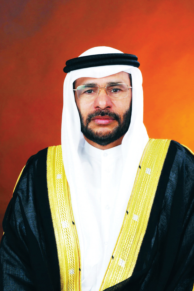 "خليفة ناصر السويدي"