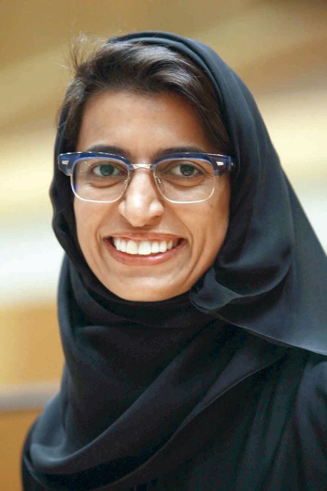 "نورة هلال الكعبي"