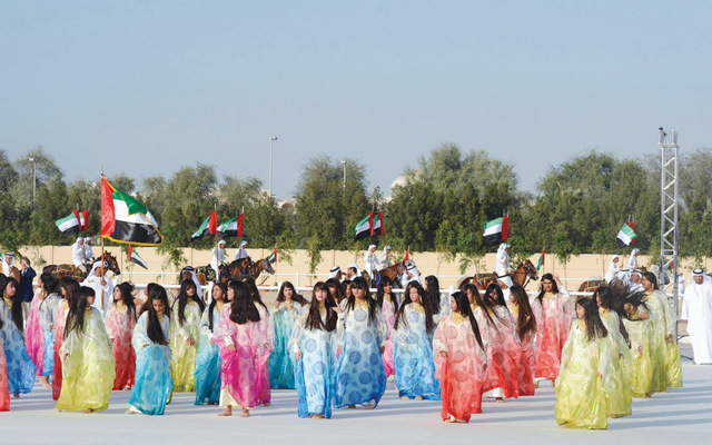 "فرسان الإمارات والنعاشات كان لهم حضور بارز في العرس"