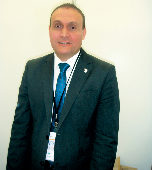 "عاطف أحمد:  المواطنات أكثر  تفاؤلاً بالعمل  في القطاع الخاص"