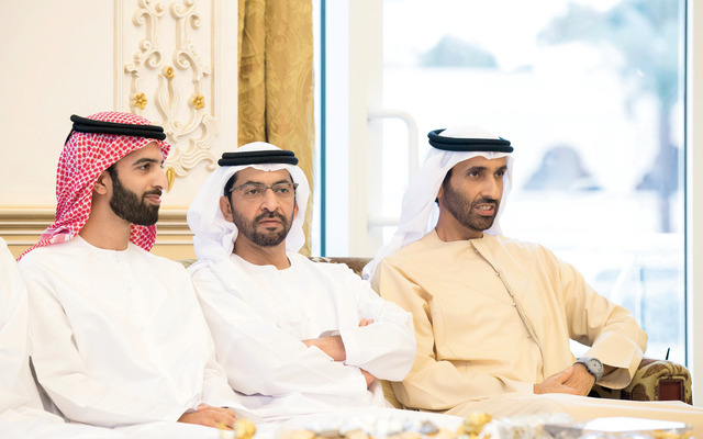 "محمد بن سعود وحمدان وسعيد بن زايد أثناء الاستقبال"