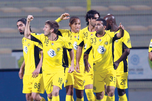 "فرقة الفهود تسعى لصد الجزيرة \tالبيان"