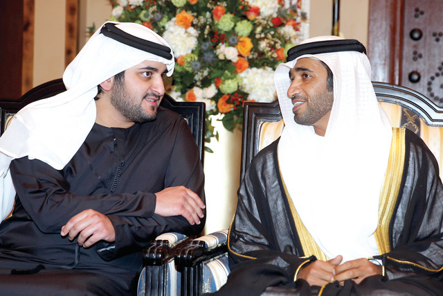 "مكتوم بن محمد وأحمد المزروعي"