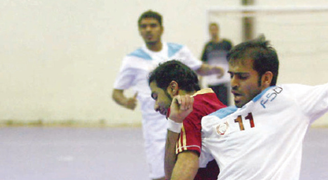 "من مباريات دوري الصالات \t\tمن المصدر"