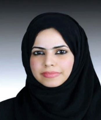 "فاطمة المزروعي"