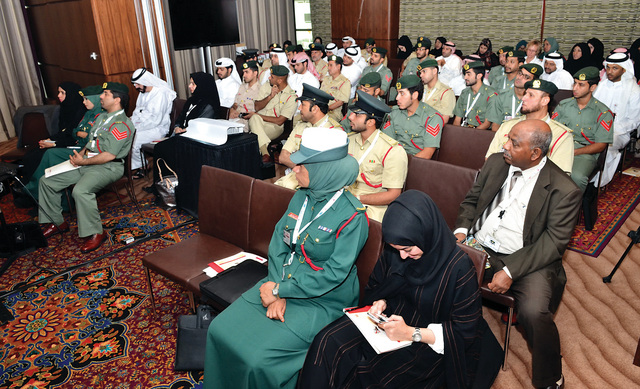 "متابعة إيجابية لفعاليات الورشات"