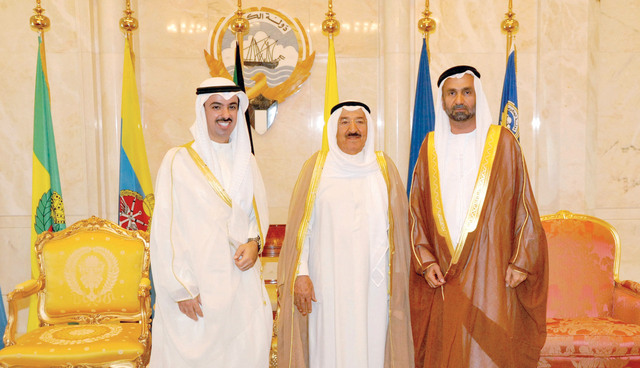 "أمير الكويت مستقبلا رئيس البرلمان العربي\tوام"