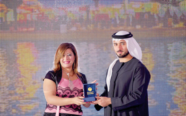 "ويكرم الزميلة شيرين فاروق"