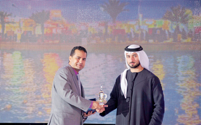 "ويكرم الزميل محمد عبدالمقصود"