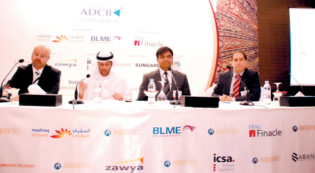 "جانب من الحضور في مؤتمر الشرق الأوسط السنوي الثالث للتمويل والاستثمار الإسلامي لعام 2013"
