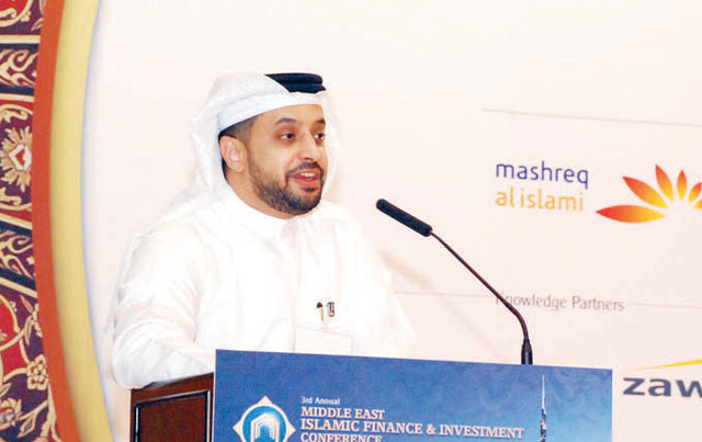 "أحمد بن سليم يستعرض محفظة المنتجات الإسلامية"