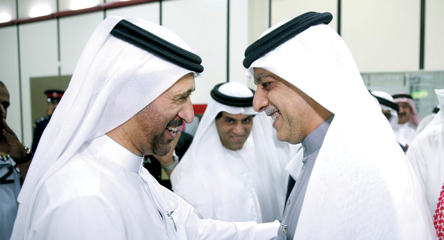 "السركال وسلمان آل خليفة\tالبيان"