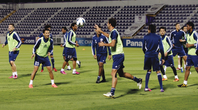 "من مران العين استعداداً للهلال \t تصوير - ناصر بابو"