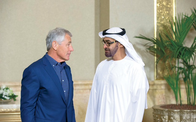 "محمد بن زايد مستقبلًا تشاك هاغل\tوام"