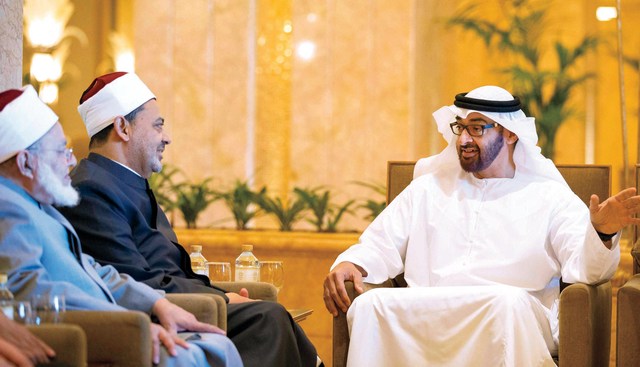 محمد بن زايد يؤكد دعم الإمارات للأزهــر الشريف في المجالات كافة