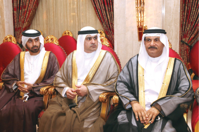 "محمد وسامي القمزي وأحمد السركال"