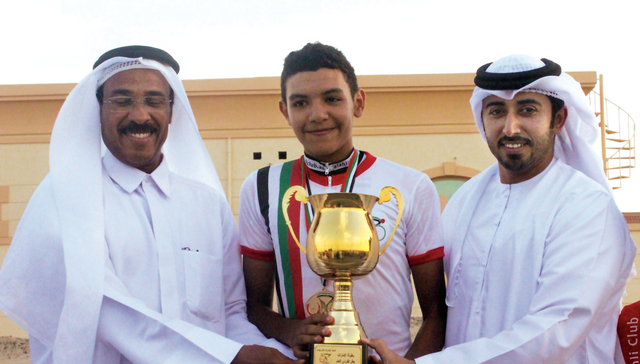 "الشعفار وعبيد سعيد يسلمان محراب كأس البطولة \t\tمن المصدر"