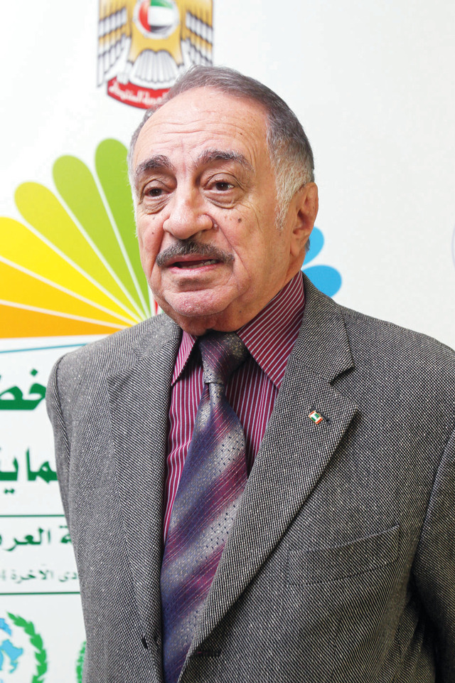 "محيي الدين عميمور: الجهود في الجزائر تركزت على تدريس الفرنسية"
