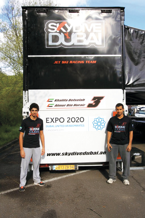 "البطلان سفيران لاستضافة إكسبو 2020 في الإمارات \t من المصدر"