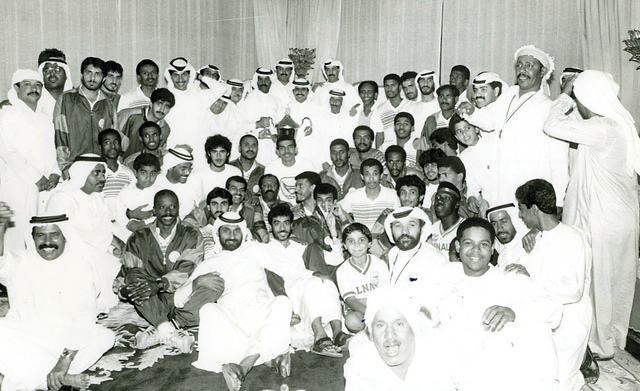"الاسرة النصراوية تحتفل بكأس رئيس الدولة في إبريل 1989"