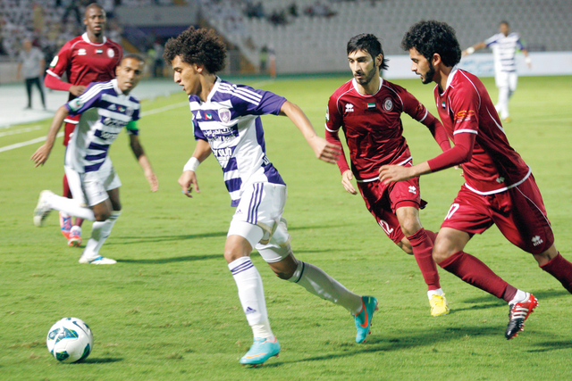 "هل يكرر الزعيم تفوقه أم يكون لأصحاب السعادة رأي آخر في ملعبهم \t البيان"