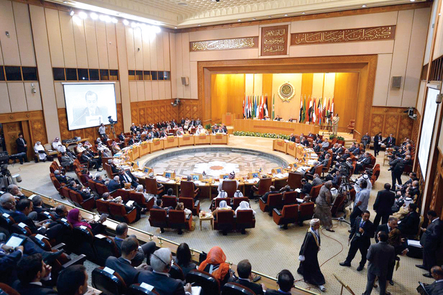 "الجامعة على سكة التطوير"