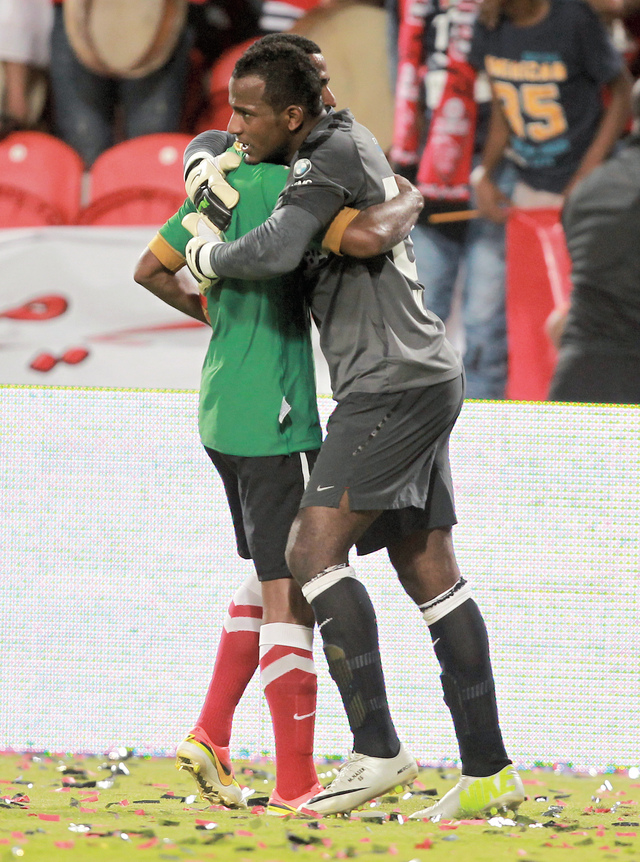 "ماجد ناصر يعد بتقديم المزيد من الجهود للأهلي"