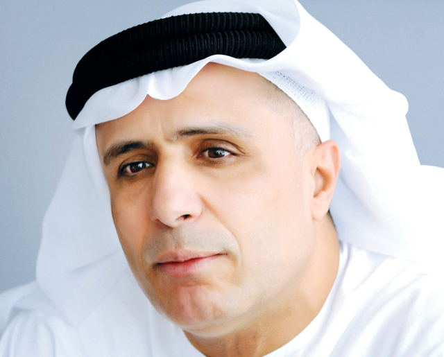 "مطر الطاير: حريصون على ترجمة توجيهات القيادة في إنجاز المعاملات"