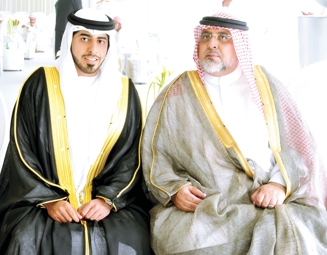 "العريس ووالده"