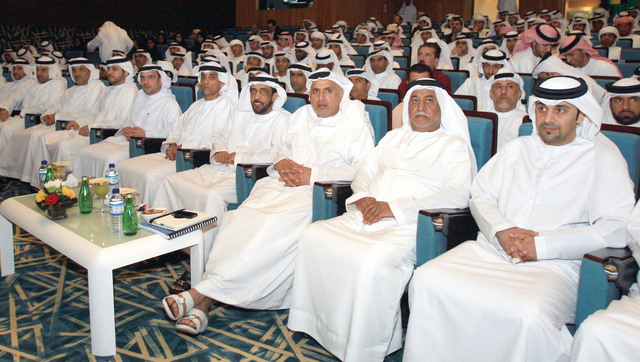"حضور معتبر من الحكام والضيوف"