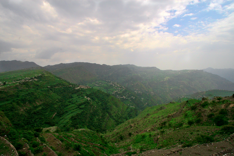 في الطريق إلى صلالة ... طبيعة وجمال