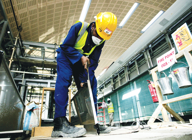 "إسهامات كبيرة في دفع عجلة التنمية \t  البيان"