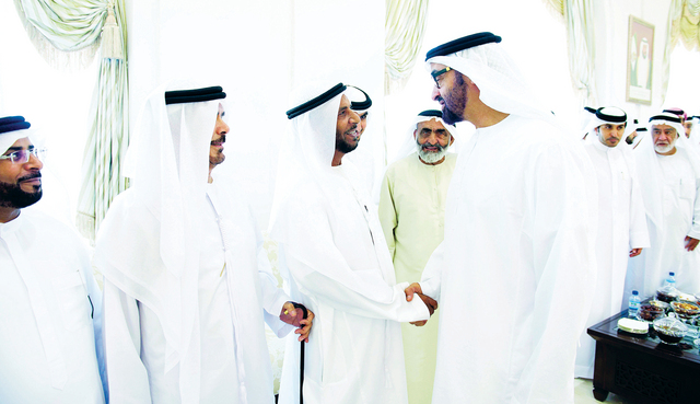"محمد بن زايد متابعة مستمرة لشؤون المواطنين وقضاياهم\tأرشيفية"