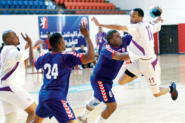 "فوز العين على الشعب لم يخدمه في التأهل للأدوار النهائية \t تصوير ــ عماد علاءالدين"