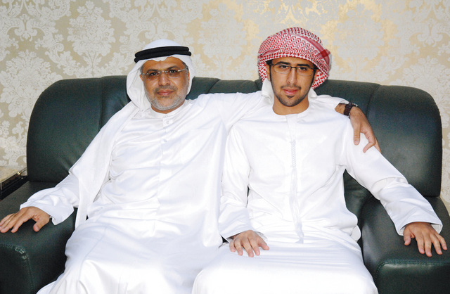 "علي عارف"