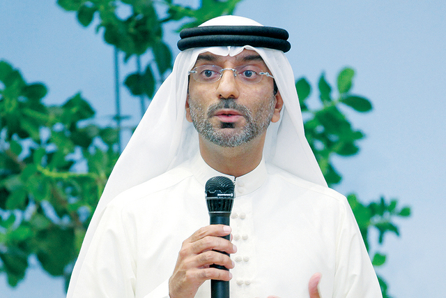 "جاسم البستكي"