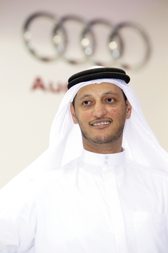 "علي النابودة"